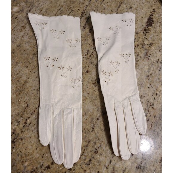 Vintage Womens Size S/M 7 White Soft Kid Leather Formal 11" Long Gloves Eyelet - Picture 1 of 15